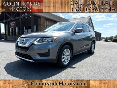 Used 2017 Nissan Rogue SV