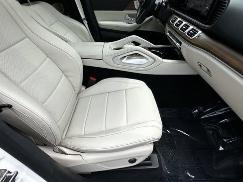 Certified 2025 Mercedes-Benz GLE 450 4MATIC w/ AMG Line Exterior image 15