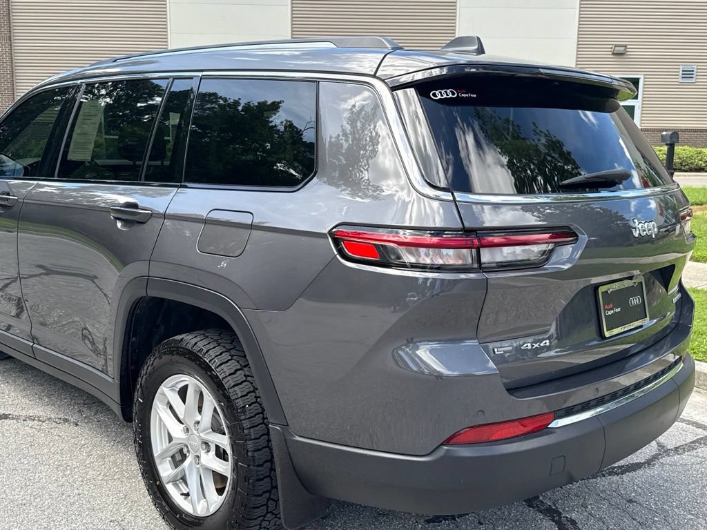 Used 2022 Jeep Grand Cherokee L Laredo w/ Luxury Tech Group I AWD/4WD image 43