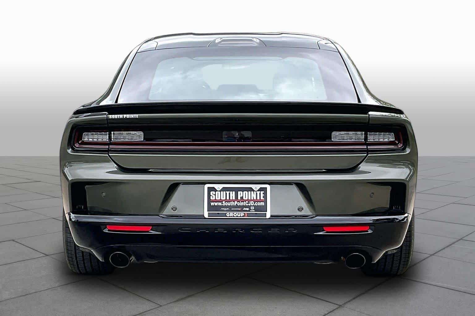 New 2026 Dodge Charger Scat Pack w/ Blacktop Package AWD/4WD image 4