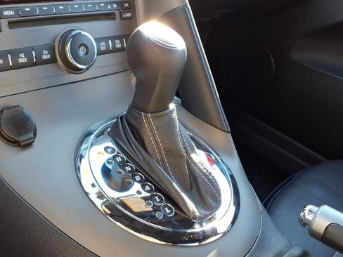 Used 2006 Pontiac Solstice Convertible w/ Premium Package image 14