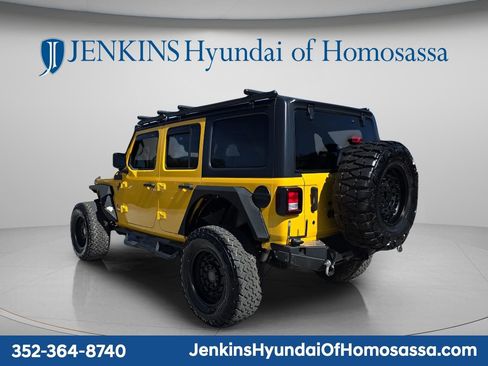 Used 2018 Jeep Wrangler Unlimited Rubicon AWD/4WD image 10