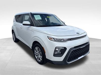 Used 2021 Kia Soul LX