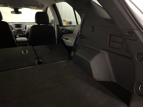 Used 2023 Chevrolet Equinox LT FWD image 15