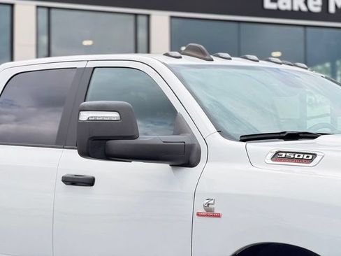 Used 2024 RAM 3500 Big Horn AWD/4WD image 4