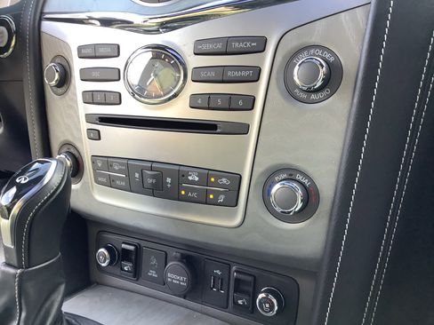 Used 2019 INFINITI QX80 Limited w/ All-Season Package image 19