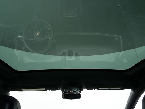 New 2026 Porsche Cayenne Coupe image 22