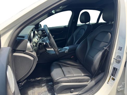 Used 2019 Mercedes-Benz C 300 Sedan image 9