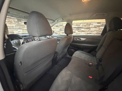 Used 2016 Nissan Rogue S AWD/4WD image 28