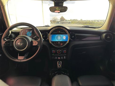 Used 2022 MINI Cooper S image 12