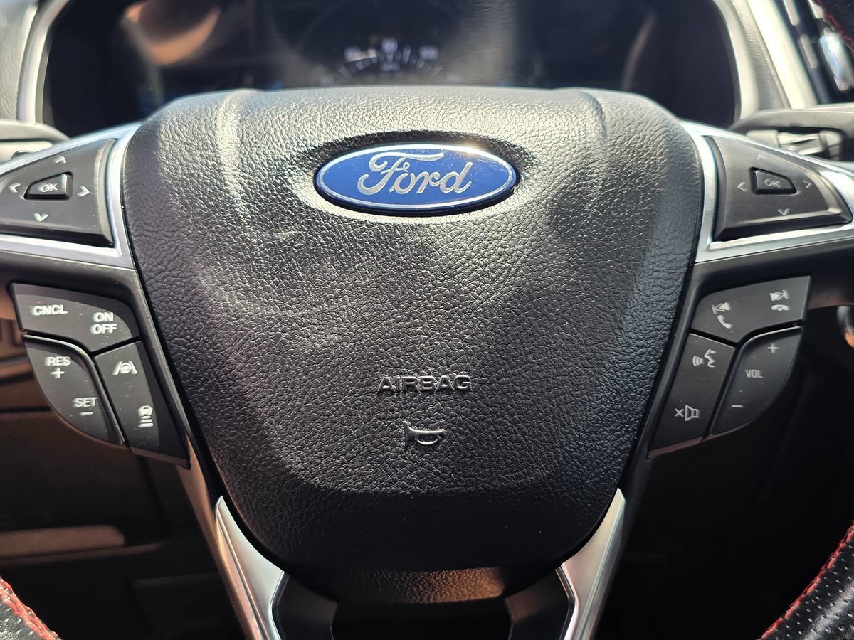 Used 2021 Ford Edge ST-Line w/ Class II Trailer Tow Package AWD/4WD image 36