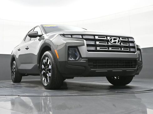 Certified 2025 Hyundai Santa Cruz SE image 46