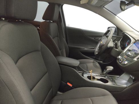 Used 2023 Chevrolet Malibu LS FWD image 21