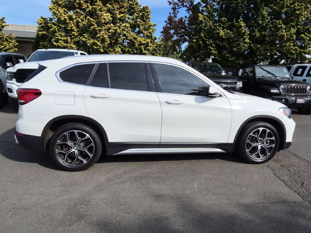Used 2021 BMW X1 xDrive28i w/ Premium Package AWD/4WD image 8