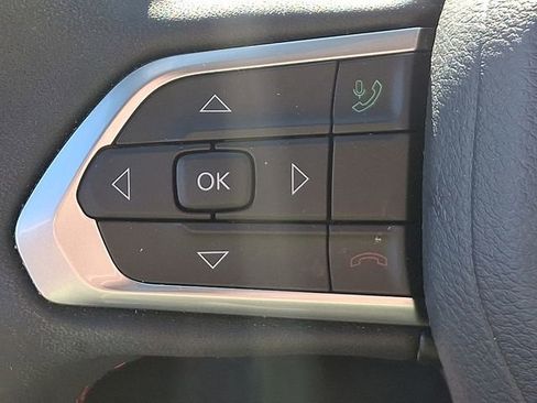 Used 2024 Jeep Compass Trailhawk w/ Trailhawk Convenience Group image 21