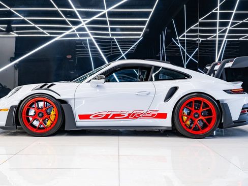 Used 2024 Porsche 911 GT3 RS RWD image 10