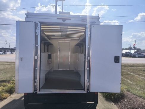 New 2025 Chevrolet Express 3500 w/ Power Convenience Package image 15