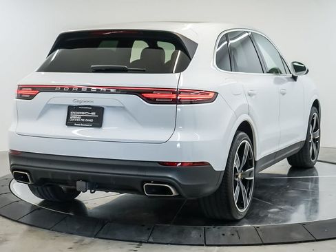 Certified 2023 Porsche Cayenne AWD/4WD image 9