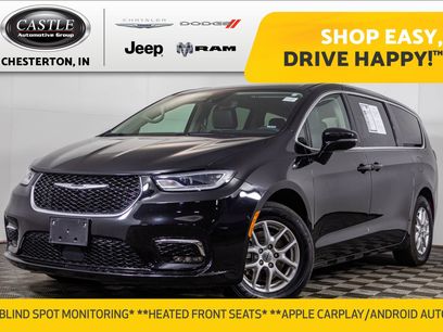 Used 2024 Chrysler Pacifica Touring-L