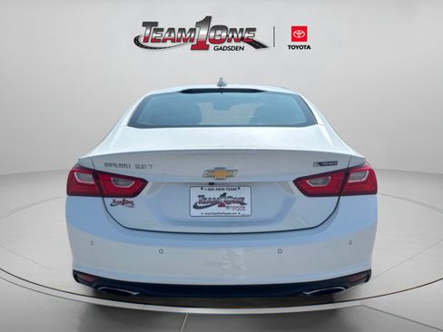 Used 2017 Chevrolet Malibu Premier w/ Premier Sun and Wheel Package FWD image 6