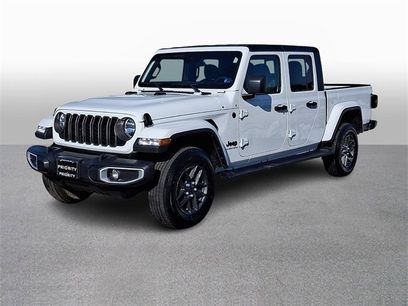 Used 2024 Jeep Gladiator Sport