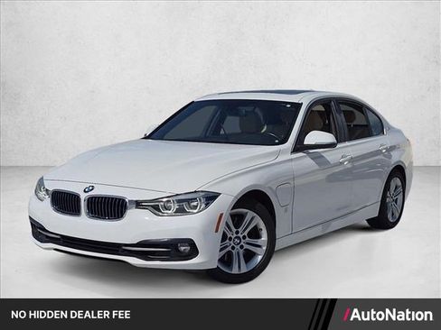 Used 2018 BMW 330e RWD image 1