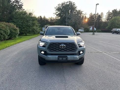 Used 2023 Toyota Tacoma TRD Sport w/ Black Out Package (TMS) AWD/4WD image 8