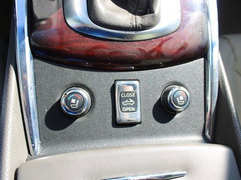 Used 2012 INFINITI G37 Sport w/ Premium Pkg image 17