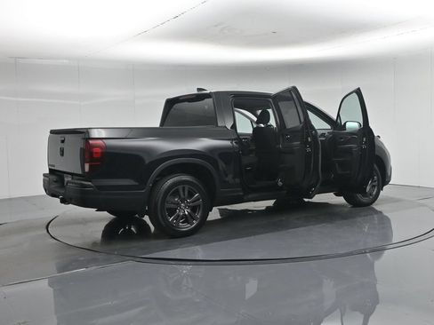 Used 2019 Honda Ridgeline Sport image 4