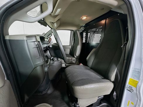 Used 2024 Chevrolet Express 2500 w/ Driver Convenience Package image 12