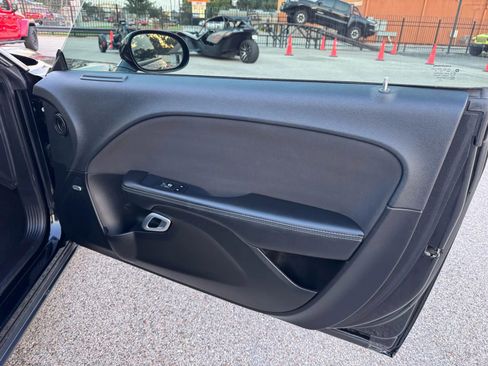 Used 2023 Dodge Challenger R/T w/ Blacktop Package image 18