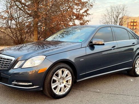 Used 2012 Mercedes-Benz E 350 4MATIC Sedan image 1