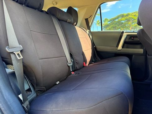 Used 2011 Toyota 4Runner SR5 image 12