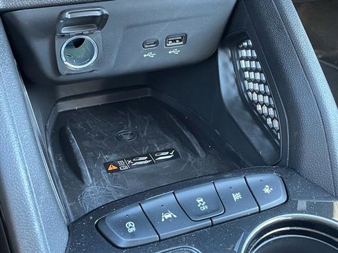 Used 2026 Chevrolet TrailBlazer LT w/ Convenience Package image 12