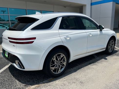 Used 2025 Genesis GV70 2.5T AWD/4WD image 4
