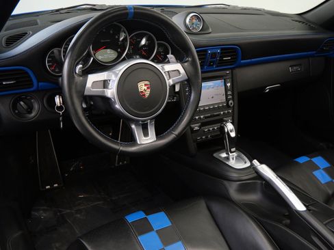 Used 2011 Porsche 911 Speedster RWD image 13