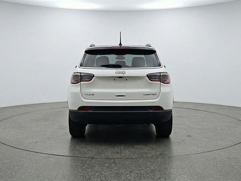 Used 2025 Jeep Compass Limited AWD/4WD image 7