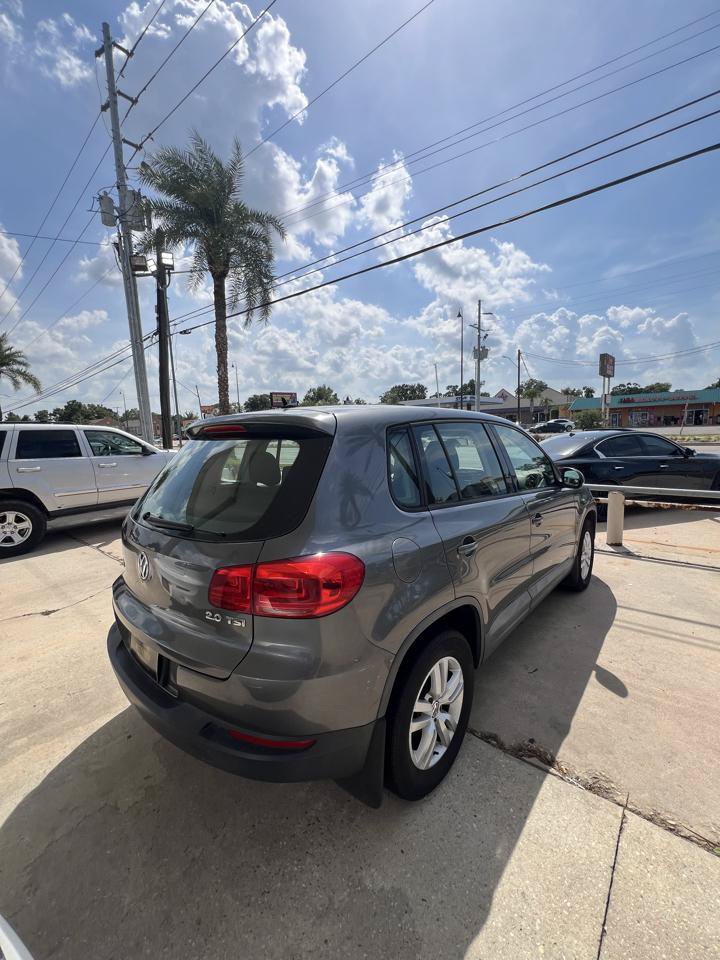 Used 2014 Volkswagen Tiguan S FWD image 5