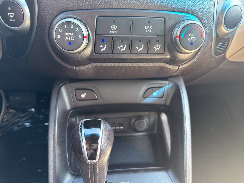 Used 2014 Hyundai Tucson SE FWD image 16