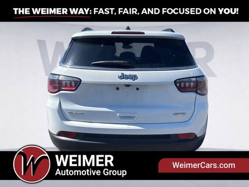 Used 2024 Jeep Compass Latitude AWD/4WD image 5