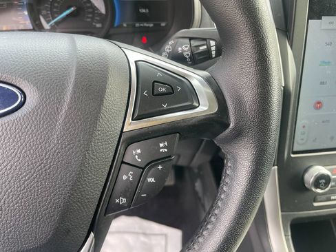 Used 2024 Ford Edge SEL AWD/4WD image 17