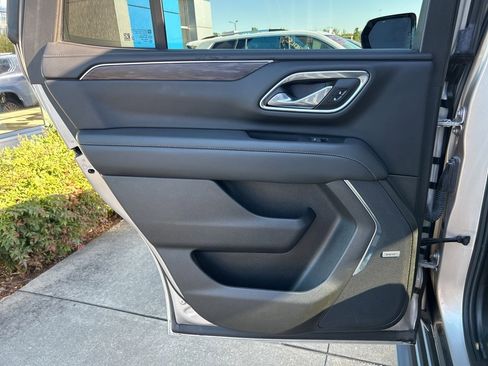 Used 2023 Chevrolet Tahoe LT image 11