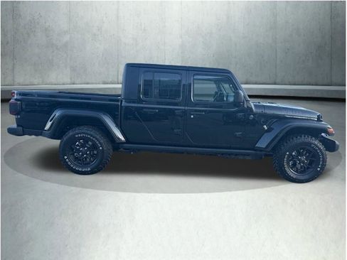 New 2026 Jeep Gladiator Willys image 6