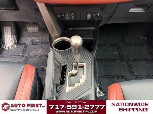 Used 2013 Toyota RAV4 Limited image 17