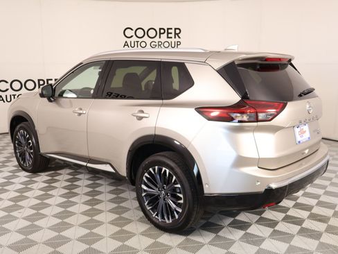 Used 2026 Nissan Rogue Platinum w/ Platinum Premium Package AWD/4WD image 24