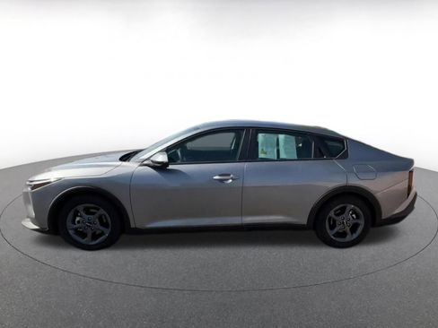 Used 2025 Kia K4 FWD image 9