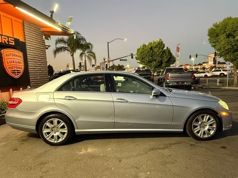 Used 2013 Mercedes-Benz E 350 4MATIC Sedan image 13