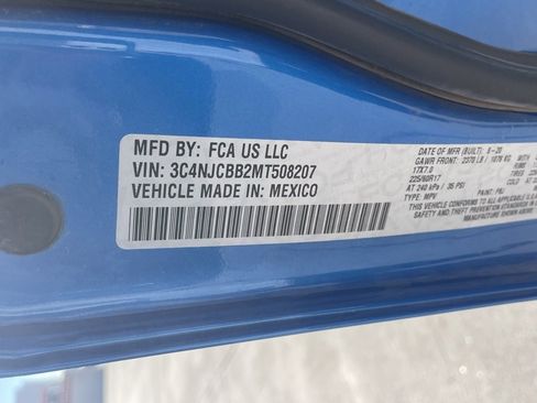 Used 2021 Jeep Compass Latitude w/ Driver Assistance Group image 10