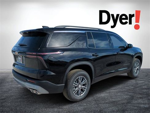 New 2026 Chevrolet Traverse LT w/ Driver Confidence Package image 3