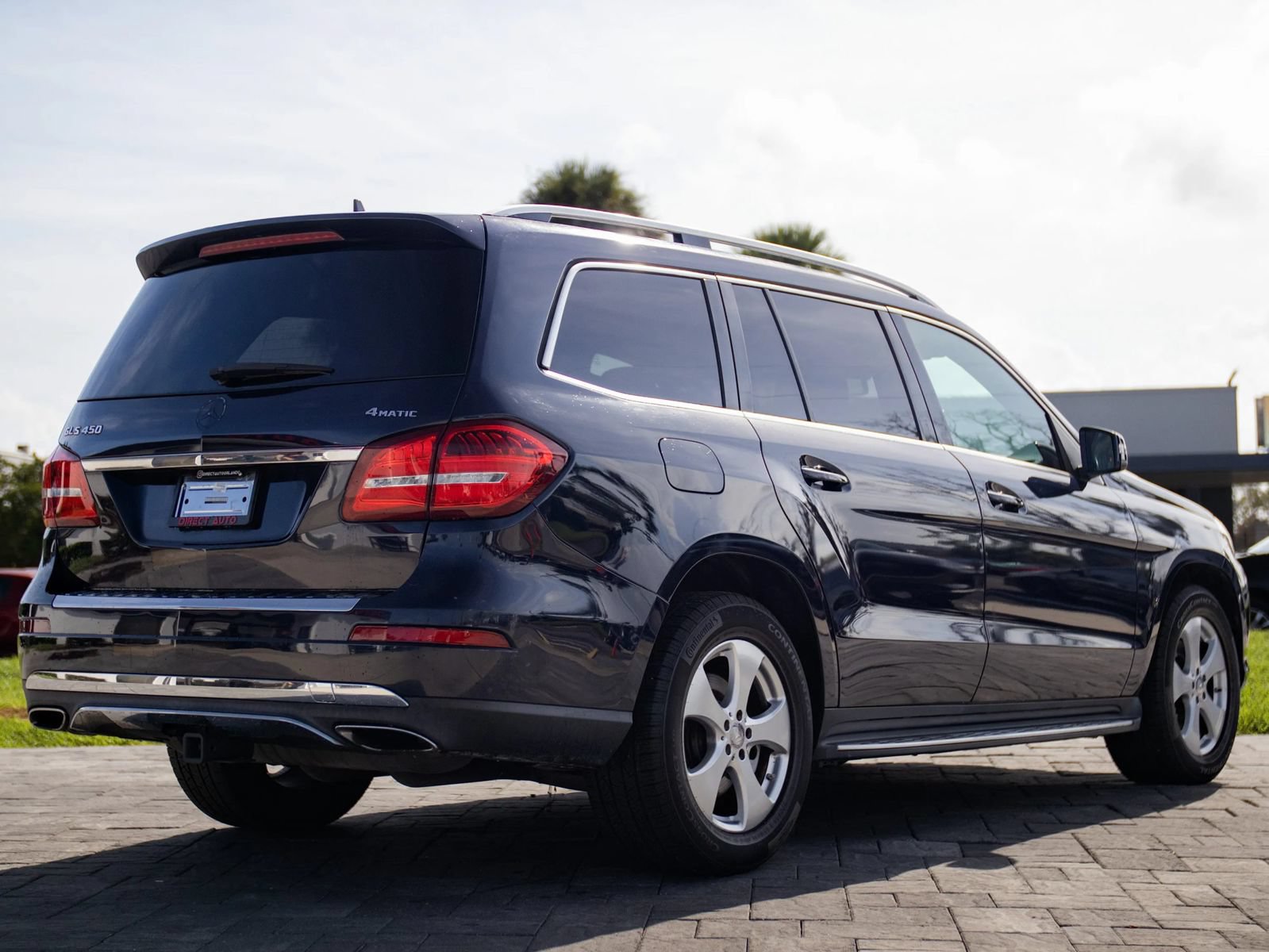 Used 2017 Mercedes-Benz GLS 450 4MATIC w/ Premium Package image 15